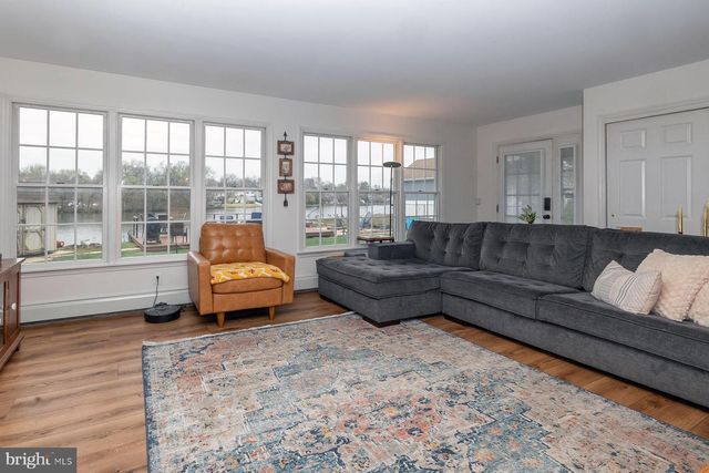 15 KENDALL BLVD, Oaklyn, NJ 08107