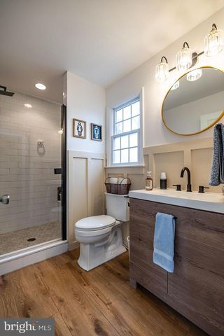 15 KENDALL BLVD, Oaklyn, NJ 08107