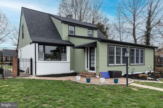 15 KENDALL BLVD, Oaklyn, NJ 08107