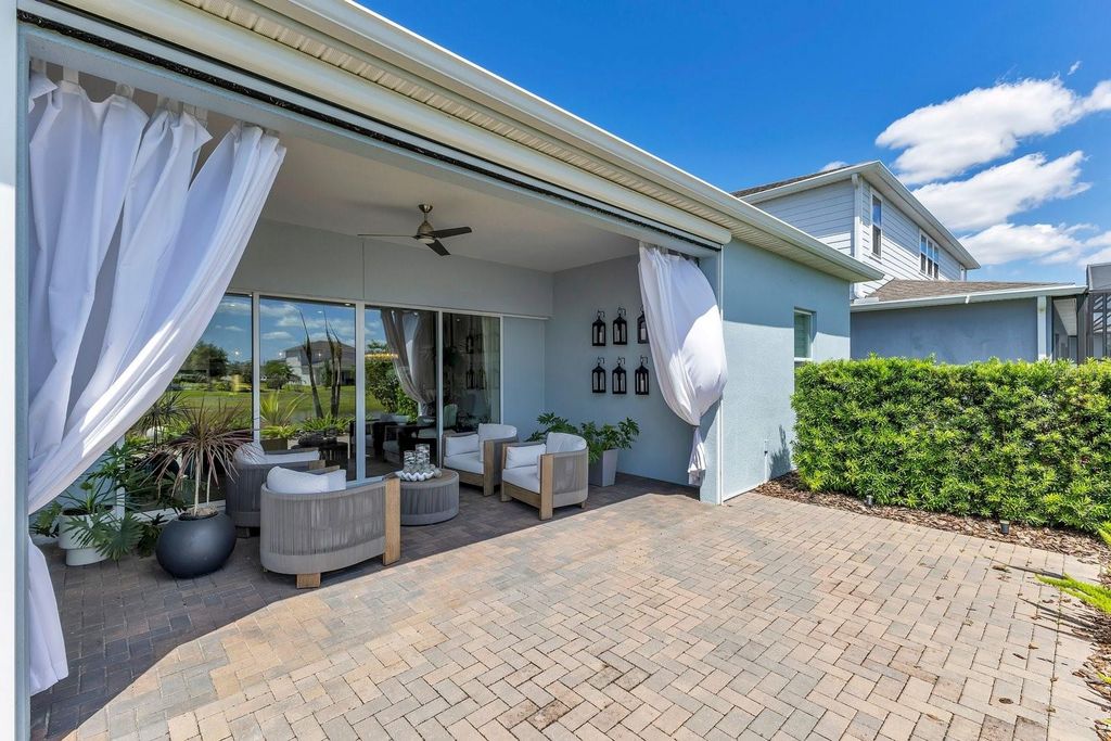 Image 29 of property listing at 13831 TYBEE BEACH LANE, Orlando, FL 32827
