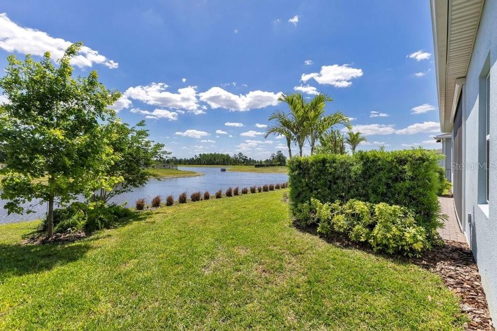 Image 32 of property listing at 13831 TYBEE BEACH LANE, Orlando, FL 32827