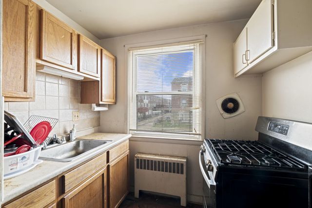 2900 DEVEREAUX AVE, Philadelphia, PA 19149