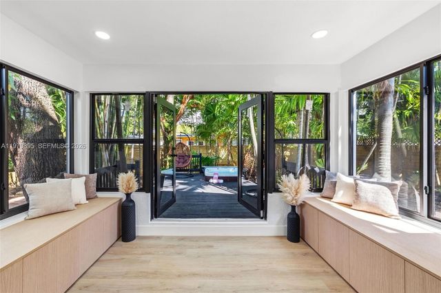 751 NE 80th St, Miami, FL 33138