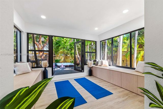 751 NE 80th St, Miami, FL 33138