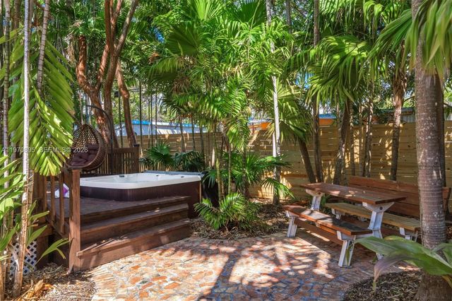 751 NE 80th St, Miami, FL 33138