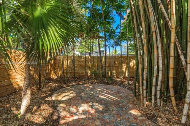 751 NE 80th St, Miami, FL 33138