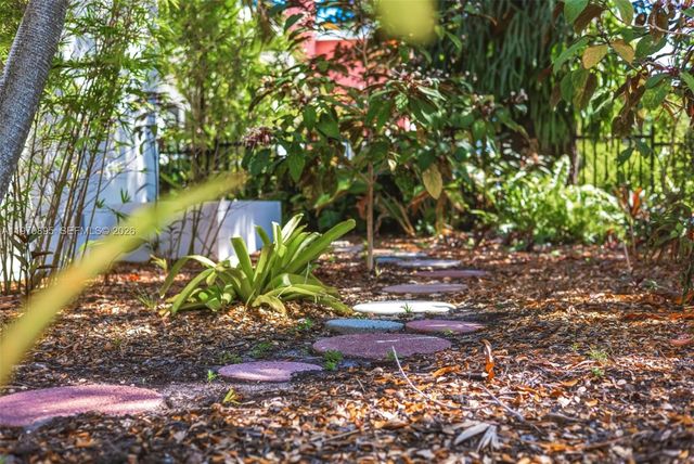 751 NE 80th St, Miami, FL 33138