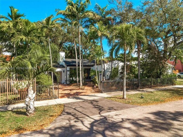 751 NE 80th St, Miami, FL 33138