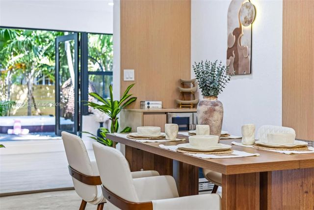 751 NE 80th St, Miami, FL 33138