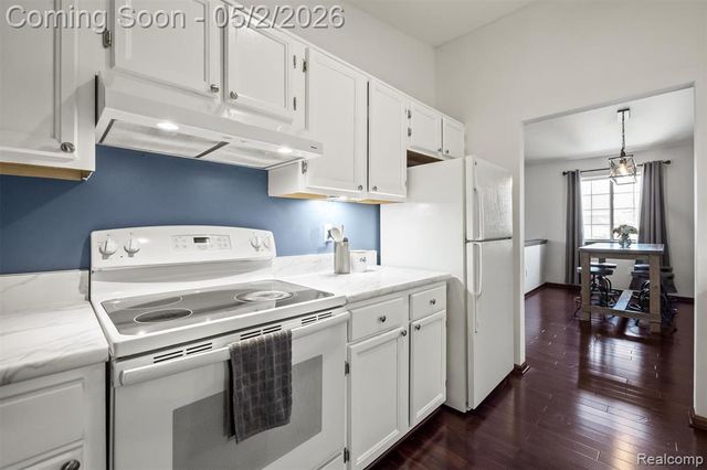 2178 Woodrow Wilson Boulevard 20, West Bloomfield, MI 48324