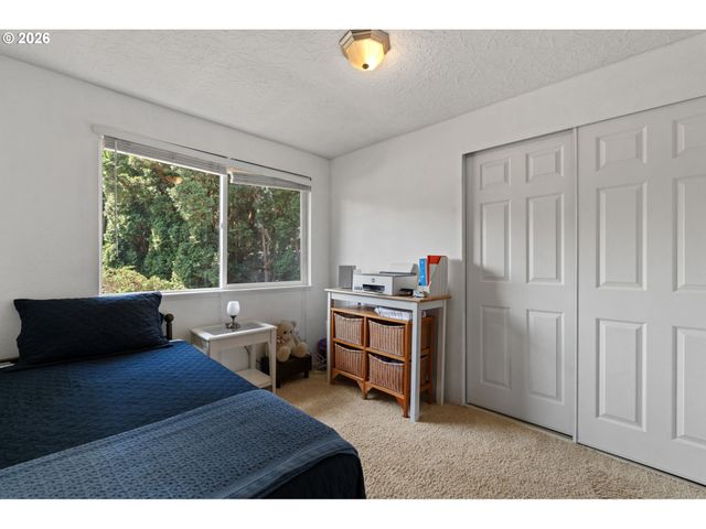 15000 Ne 26TH St, Vancouver, WA 98684