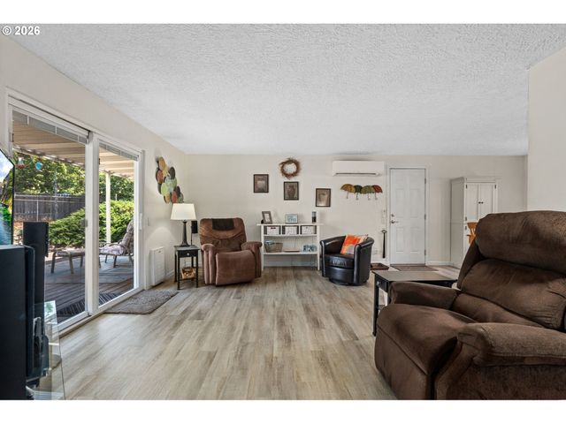15000 Ne 26TH St, Vancouver, WA 98684