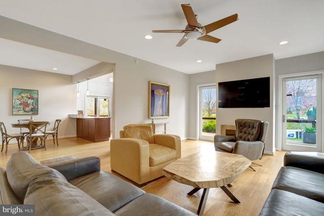 4715 38TH ST N, Arlington, VA 22207