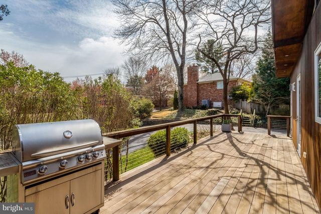 4715 38TH ST N, Arlington, VA 22207