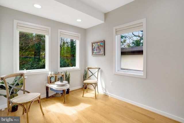 4715 38TH ST N, Arlington, VA 22207