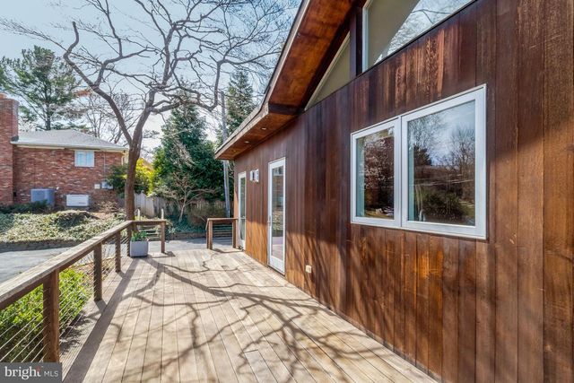 4715 38TH ST N, Arlington, VA 22207