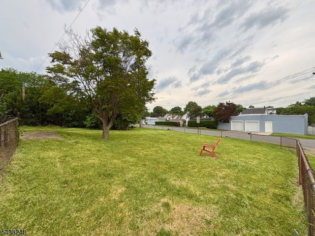 121 Henderson St, Phillipsburg Town, NJ 08865