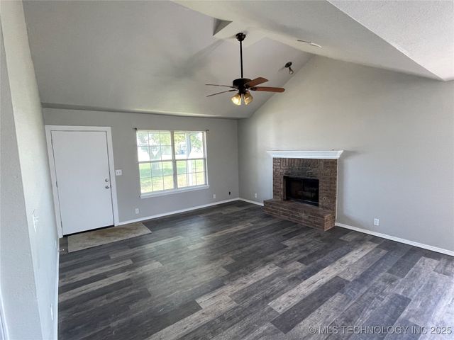 11610 N 191st East Place, Collinsville, OK 74021