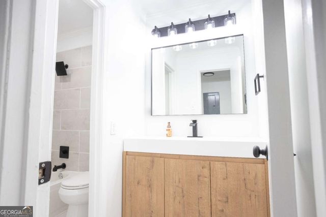 3232 Abbeywood Drive, Decatur, GA 30034