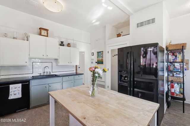 726 E 5th Street, Tucson, AZ 85719