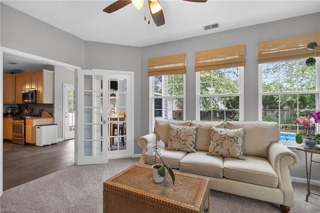3872 River Oak CIR, Virginia Beach, VA 23456