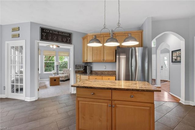 3872 River Oak CIR, Virginia Beach, VA 23456