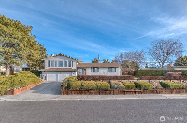 1103 S Skyline Drive, Moses Lake, WA 98837