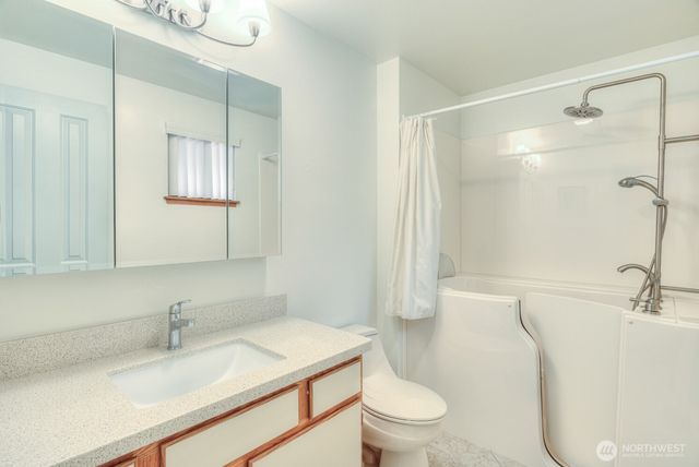 1103 S Skyline Drive, Moses Lake, WA 98837