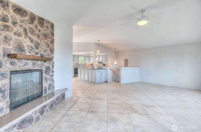 1103 S Skyline Drive, Moses Lake, WA 98837