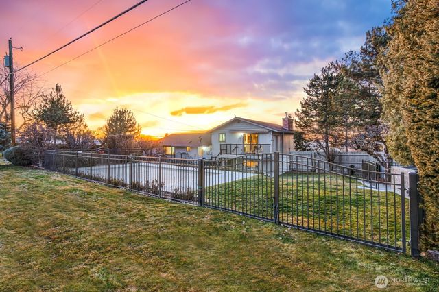 1103 S Skyline Drive, Moses Lake, WA 98837