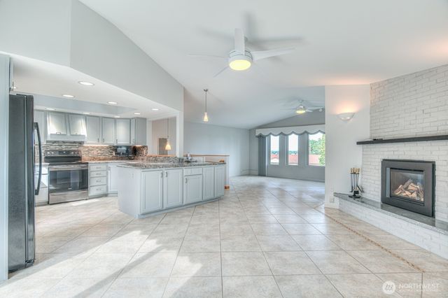 1103 S Skyline Drive, Moses Lake, WA 98837