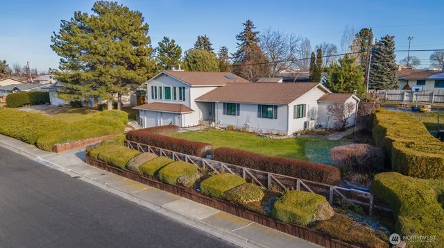 1103 S Skyline Drive, Moses Lake, WA 98837