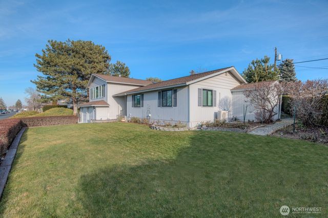 1103 S Skyline Drive, Moses Lake, WA 98837
