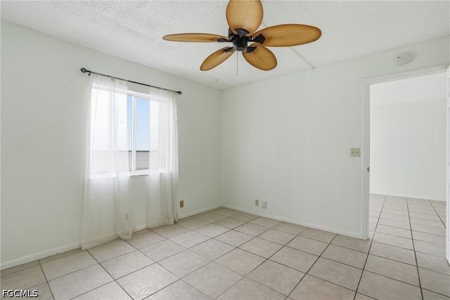 2885 Palm Beach BLVD 301, Fort Myers, FL 33916
