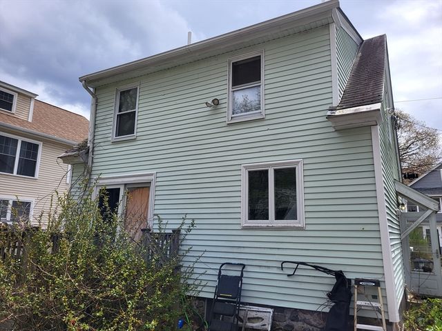 57 Ashland Ave, Methuen, MA 01844