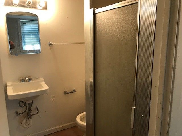 905 E Burlington Street, Iowa City, IA 52240