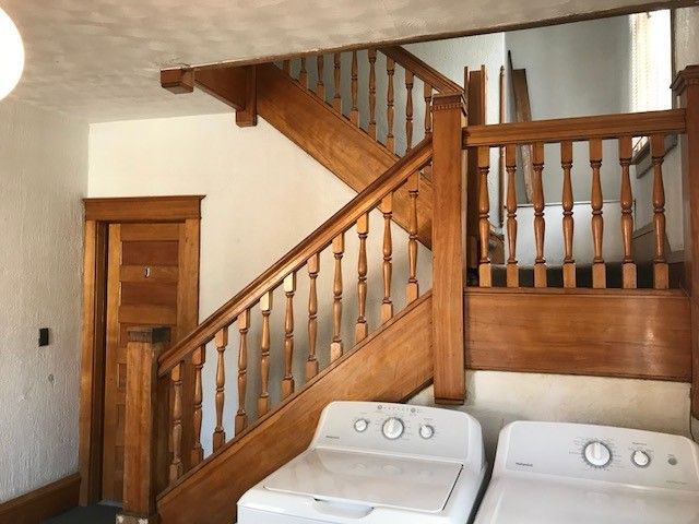 905 E Burlington Street, Iowa City, IA 52240