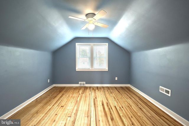 215 N STEPHEN PL, Hanover, PA 17331