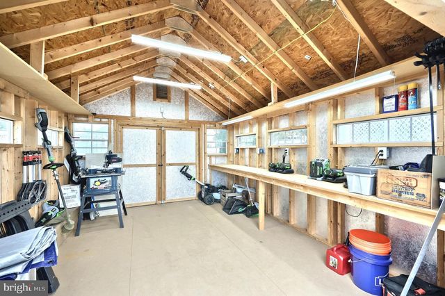 215 N STEPHEN PL, Hanover, PA 17331