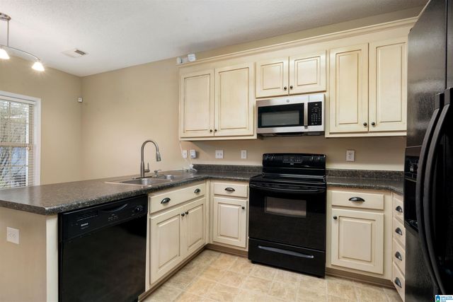 12605 MILL CREEK DRIVE, Northport, AL 35473