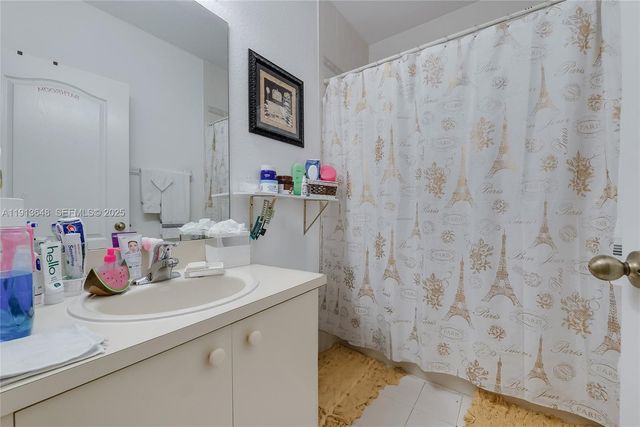 21441 SW 85th Path, Cutler Bay, FL 33189