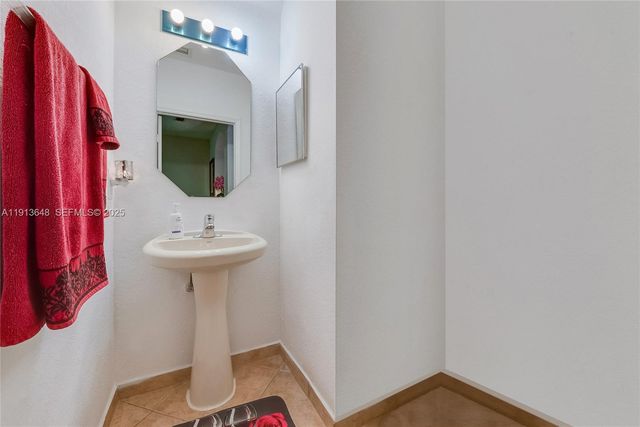 21441 SW 85th Path, Cutler Bay, FL 33189