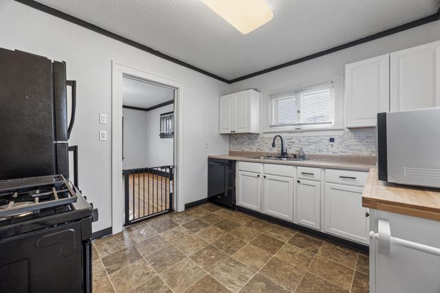 722 7th Street N, Fargo, ND 58102