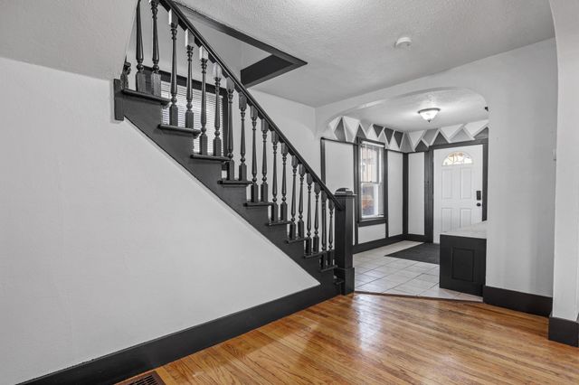 722 7th Street N, Fargo, ND 58102