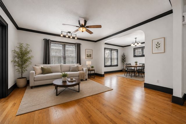 722 7th Street N, Fargo, ND 58102