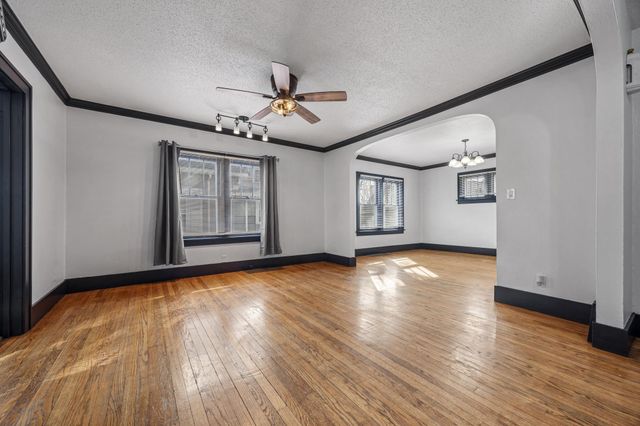 722 7th Street N, Fargo, ND 58102