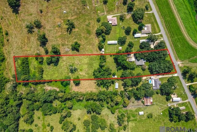 1451 Hwy 75, Sunshine, LA 70780