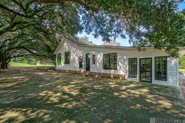 1451 Hwy 75, Sunshine, LA 70780