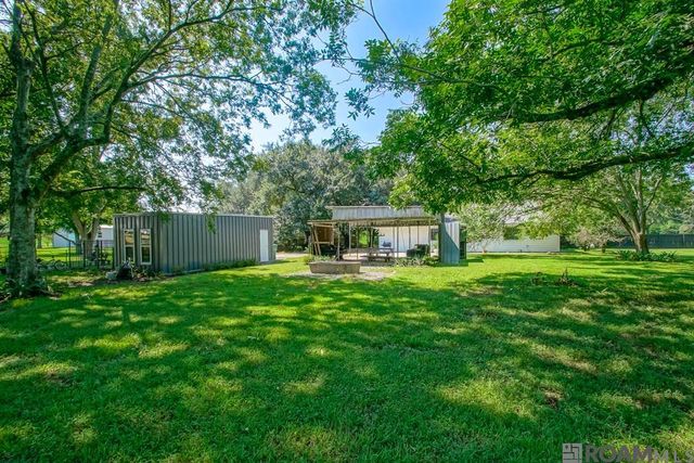 1451 Hwy 75, Sunshine, LA 70780