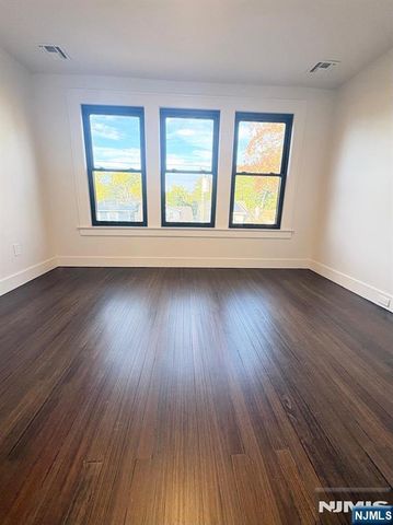 235 Elmwood Avenue 3, Maplewood, NJ 07040